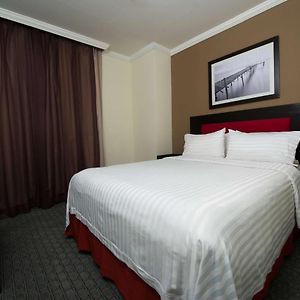 Habitación Adaptada para Personas de Movilidad Reducida con Cama King